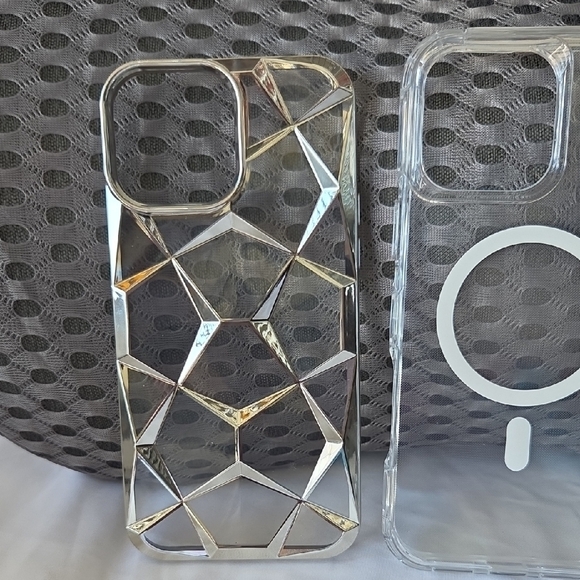 Stylish Clear and Purple Floral Phone Case Set - Picture 2 of 4